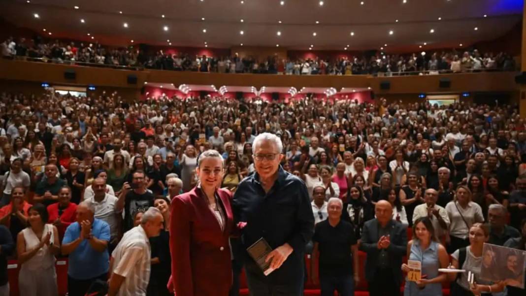 Antalya Kitap Fuarı’nda Livaneli’den Umuda Yolculuk 4